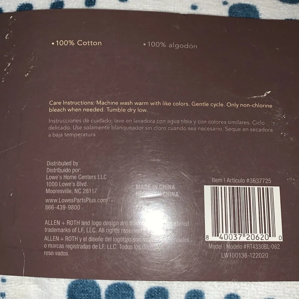 BNWT Allen + Roth Round 60” Beach Towel